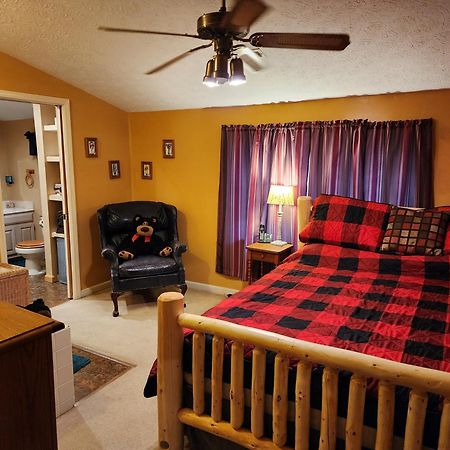 Cozy Creek Cabin Pigeon Forge Exterior photo