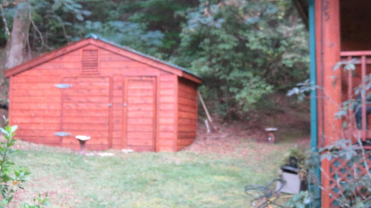 Cozy Creek Cabin Pigeon Forge Exterior photo